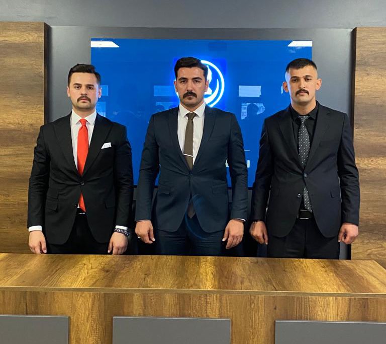 Aalparslandogan's tweet photo. Ülkü Ocakları Tuzla ilçe Başkanlığına Halit Yıldırım atanmıştır. Yeni görevinde muvaffakiyetler diler, görevini devreden Burhan Bektaş ve geçmiş dönemlerde ocak başkanlığı yapan tüm ülküdaşlarımıza teşekkür ederim. https://t.co/njaDP9p3Ha