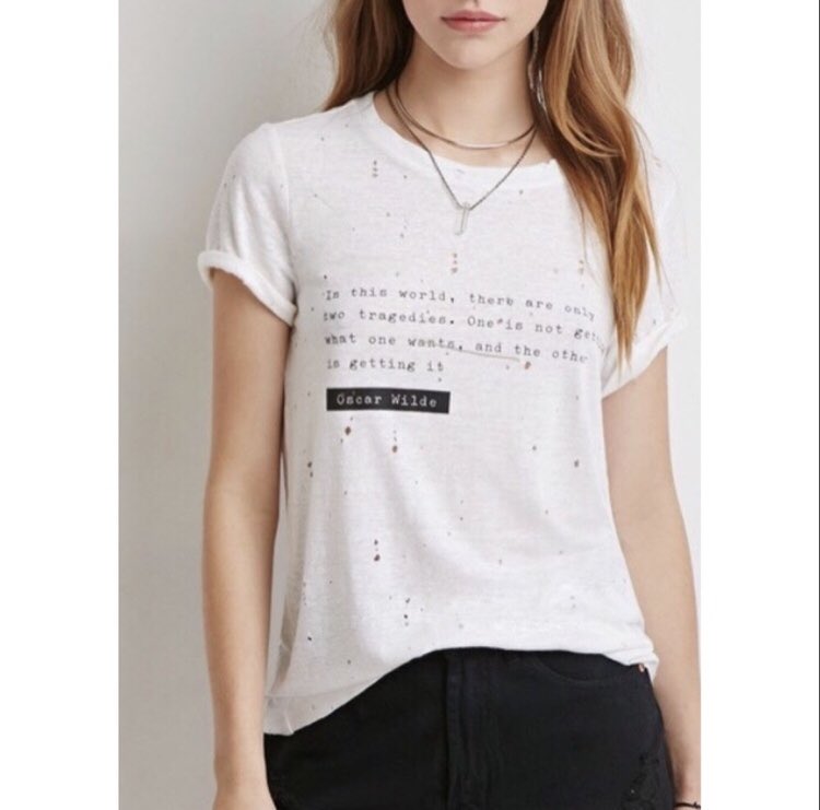 closetxalyssa's tweet photo. Forever21 Oscar Wilde Distressed Black/White Tee // Size Medium // Link in bio to shop!!🤍🖤
#SaturdayVibes #oscarwilde #distressedtee #Poshmark https://t.co/LSLNF0wx0J