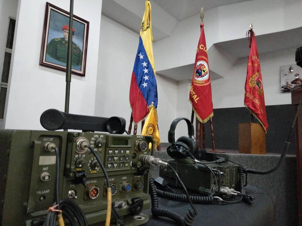 Milicia_ve's tweet photo. #25Jun Clausura del 1er Curso de Introducción a las Comunicaciones Militares, son más los #Milicianos que se forman en las aulas, haciendo uso de los equipos de comunicaciones #FANB con la fortaleza que los mismos, sean multiplicadores de la información. https://t.co/0bCMW9w2Hf