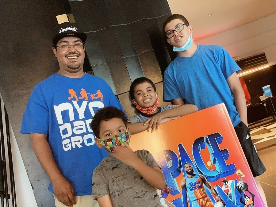 CityDadsGroup's tweet photo. Fundraiser To Help NYC Dad @imjamesjlopez Recover From Brain Injury https://t.co/bwqbOoJbyi by @homeanduncool #CityDads #DadLife #FatherhoodIsLit #PresenceOverPresents https://t.co/Pj1AZQBD5v