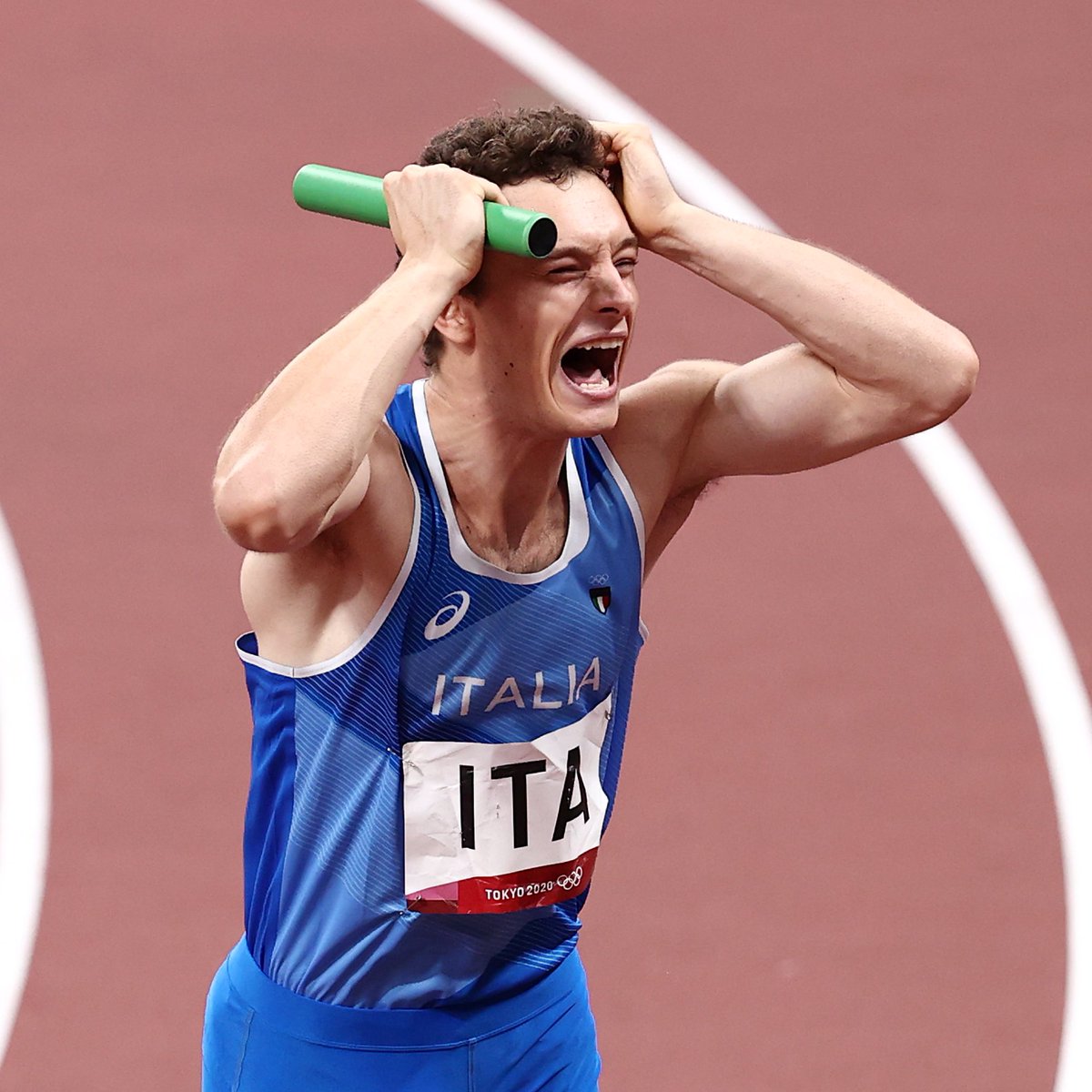 Olympics's tweet photo. Italy LOVE a men’s 4x100m final. 🇮🇹 

#FINABudapest2022 https://t.co/C8u11AOvNP