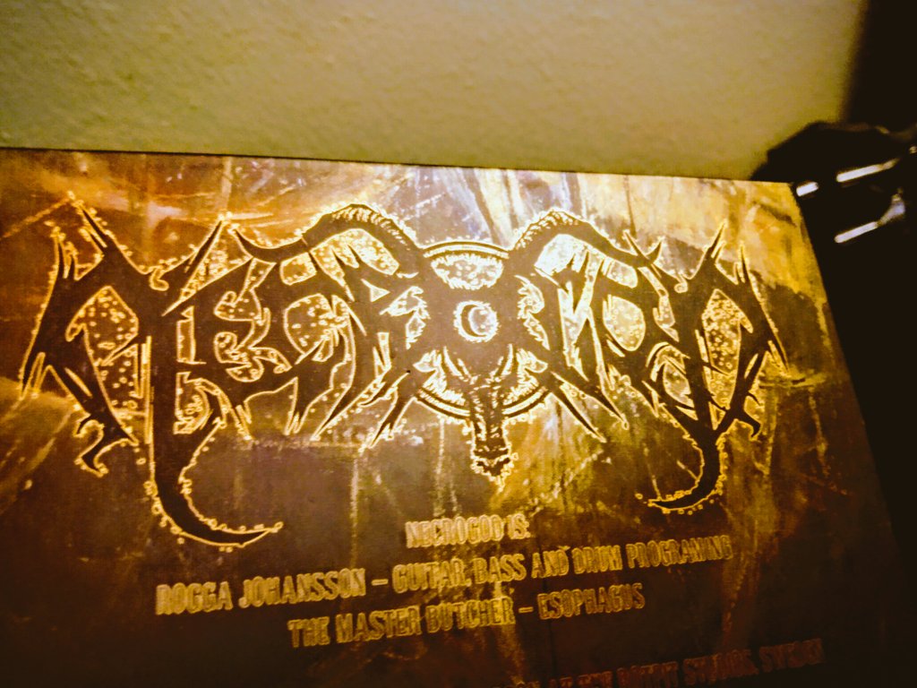 Crypticus's tweet photo. Got my copy of the NECROGOD album I mixed. Released as a gorgeous gold-inlayed digipak by @transcendingobs. This thing is beautiful!
https://t.co/7wbn4cTWTG
#MixedByPatrickBruss #TheFilthChamber #Necrogod #DeathMetal https://t.co/eNs8PdinPL