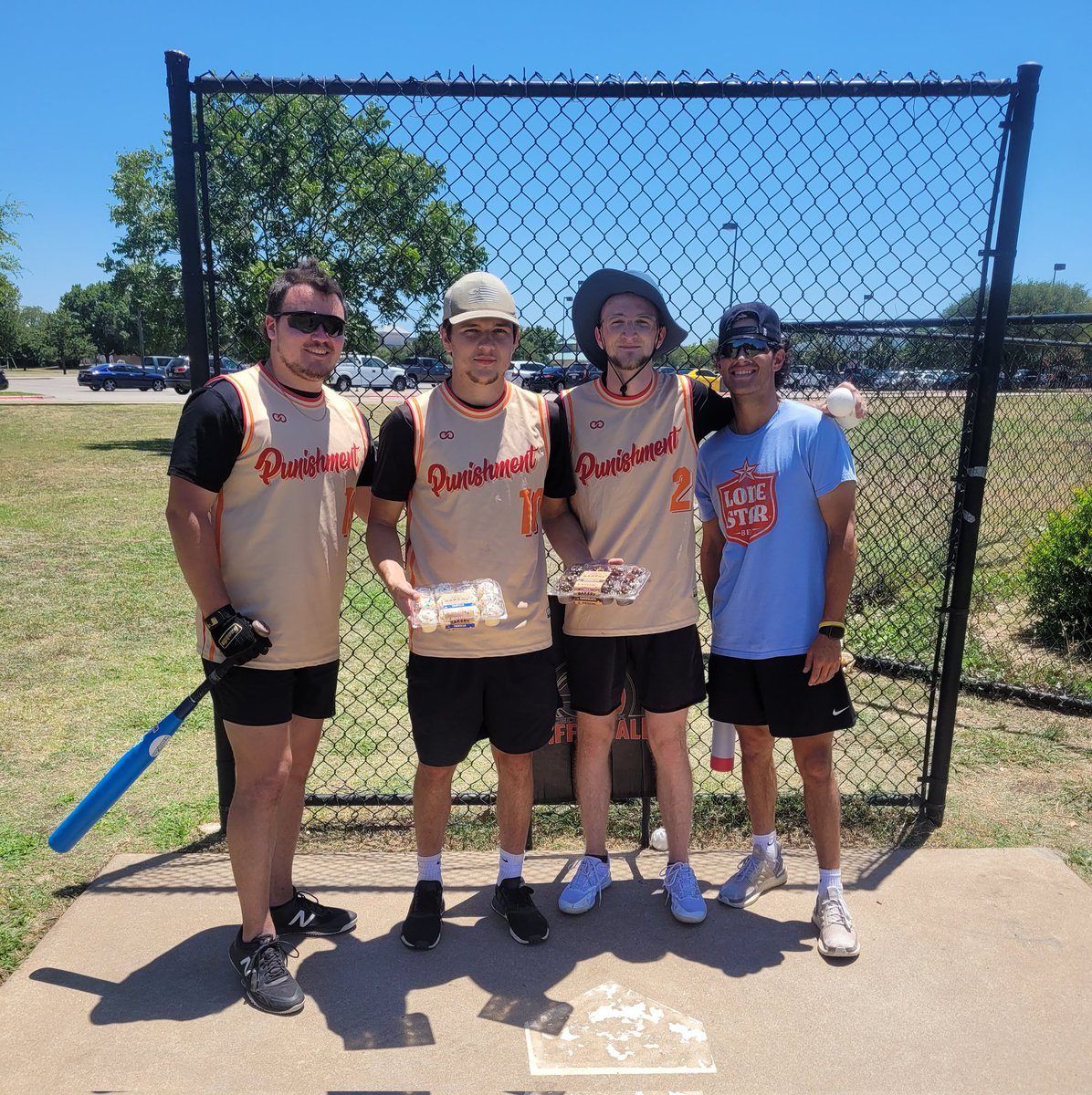 WhatASwings wins June Fastpitch Summer Showdown over Mix It Up. Punishment wins Comeback Cup.