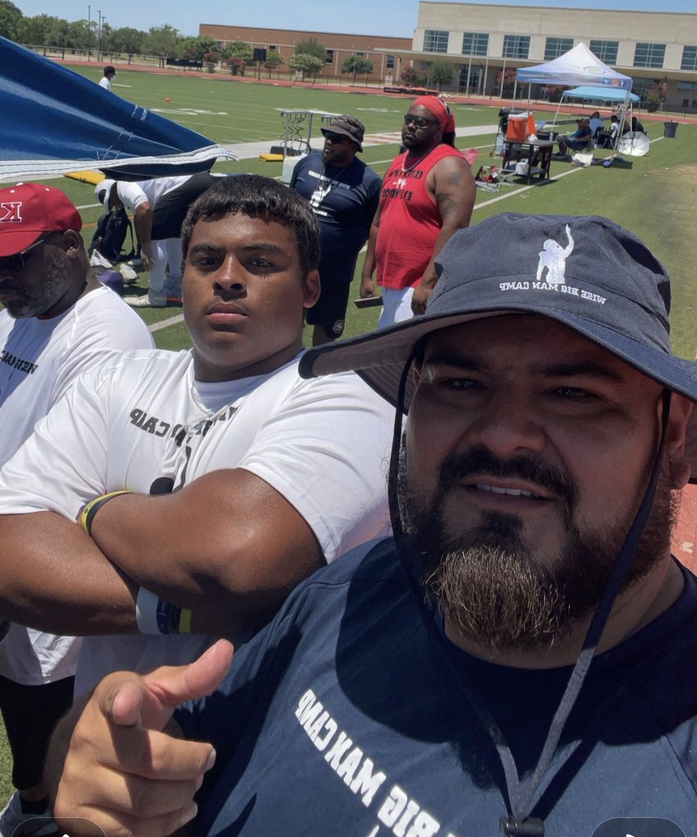 Wise Big Man Camp was a success, we had big boys from all over Texas working and grinding Shout out to the Wise bros and family for putting this camp together their 4th annual and always looking out for the kids and community. <a href="/coach_barnett/">Coach Barnett</a> <a href="/Whhseaglenation/">WilmerHutchinSports</a> <a href="/dallasathletics/">Dallas ISD Athletics</a>