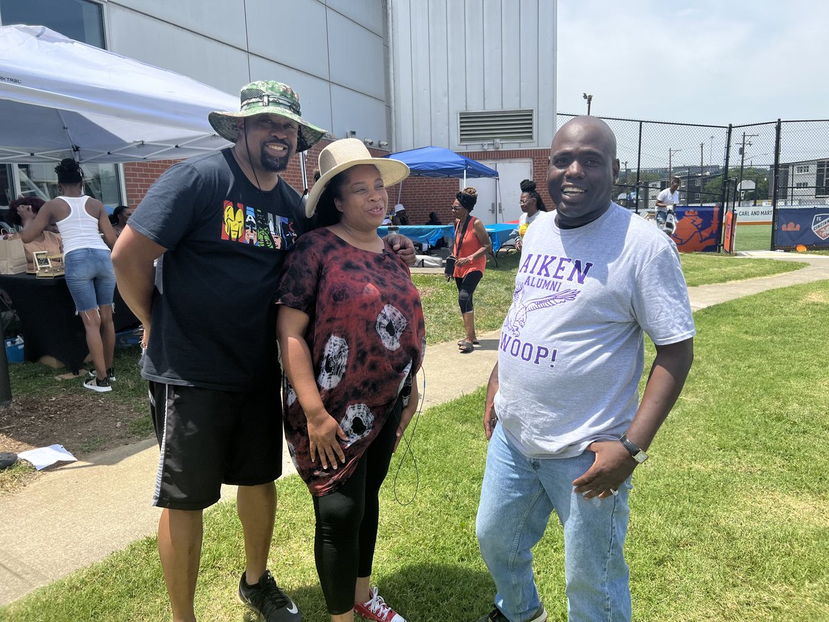 KearneyForCincy's tweet photo. Come on down to the #Romac celebration on Linn Street! @QCFoundation @AnnieRuthFdn @ScottyJforCincy @EricKearney https://t.co/GbX9g8Ng61