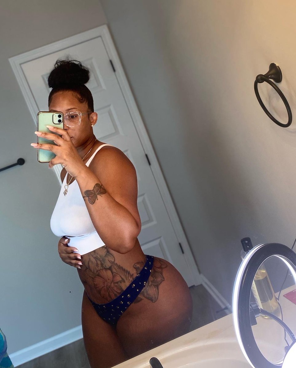 TTLadyLuscious's tweet photo. Home vibes https://t.co/pzO3CidCWO