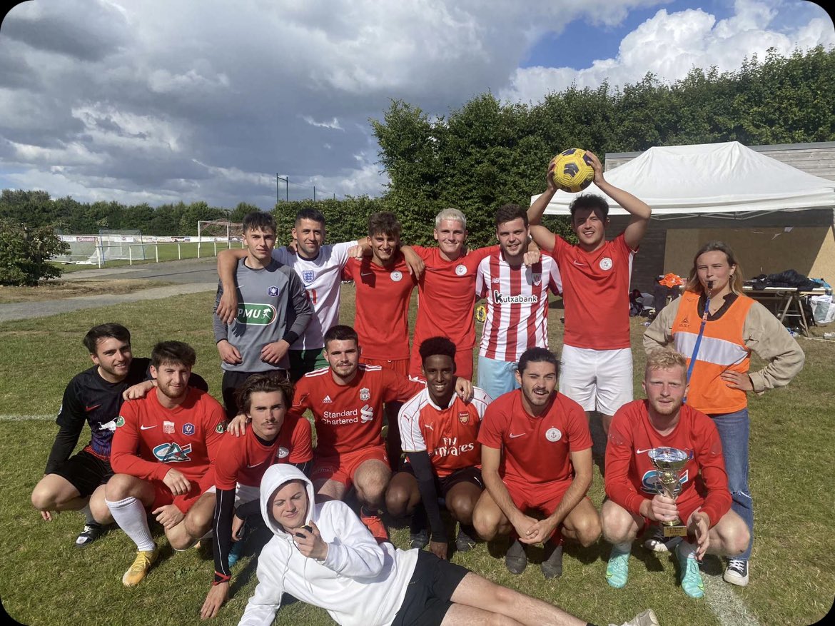 ChandellesFC's tweet photo. ‼️MERCI À TOUS‼️
Le Chandelles FC ORGANISAIT LE PREMIER SIXTE DE SON HISTOIRE, ce samedi à l’estadio communal de Cavan.
Objectif atteint pour nos chandeliers qui se sont régalés toutes la journée, avec un tournoi qui s’est déroulée dans une magnifique ambiance 🙏🏼😍 https://t.co/cF8HpmCNnK