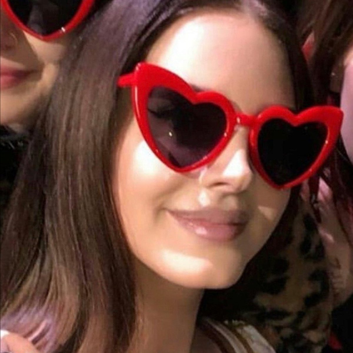 God_KnowsITried's tweet photo. Lana Del Rey invented wearing sunglasses https://t.co/VwenBcbGov