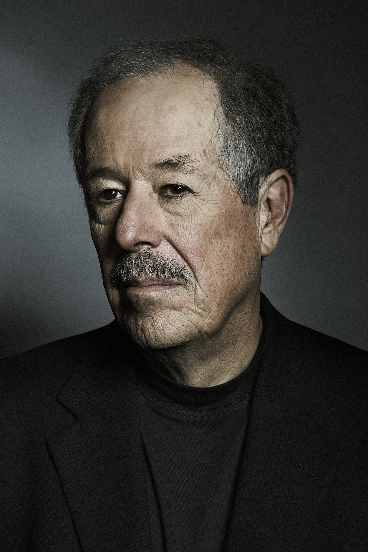 Happy birthday Denys Arcand. My favorite film by Arcand is Les invasions barbares. 
