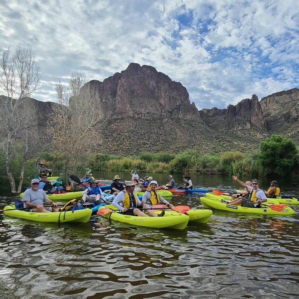 riverboundsport's tweet photo. Early morning #saltriver paddles is what it's all about. Awesome group of guys recharging life's batteries today!πͺπͺπͺ
.
#letsgopinball #pinballalley #lowersaltriver #postmonsoon #perfectweather #kayaking #paddleboarding #tours #deliveries #safety #riv⦠https://t.co/p0LdcZbPrR https://t.co/dh3XWKZWhQ