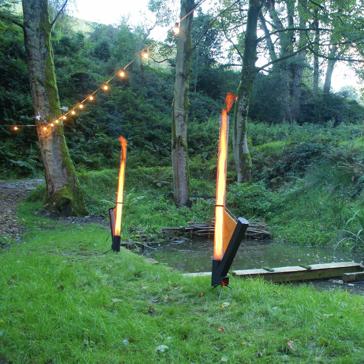 easypave's tweet photo. We have a handful of these excellent Firestorm wood pellet-fueled patio heaters available in our showroom. Stylish, eco-friendly, efficient, and just £299 while stocks last. Get in touch to place an order.

📞 https://t.co/Eqqal5NTJF https://t.co/OjI3I0T29J