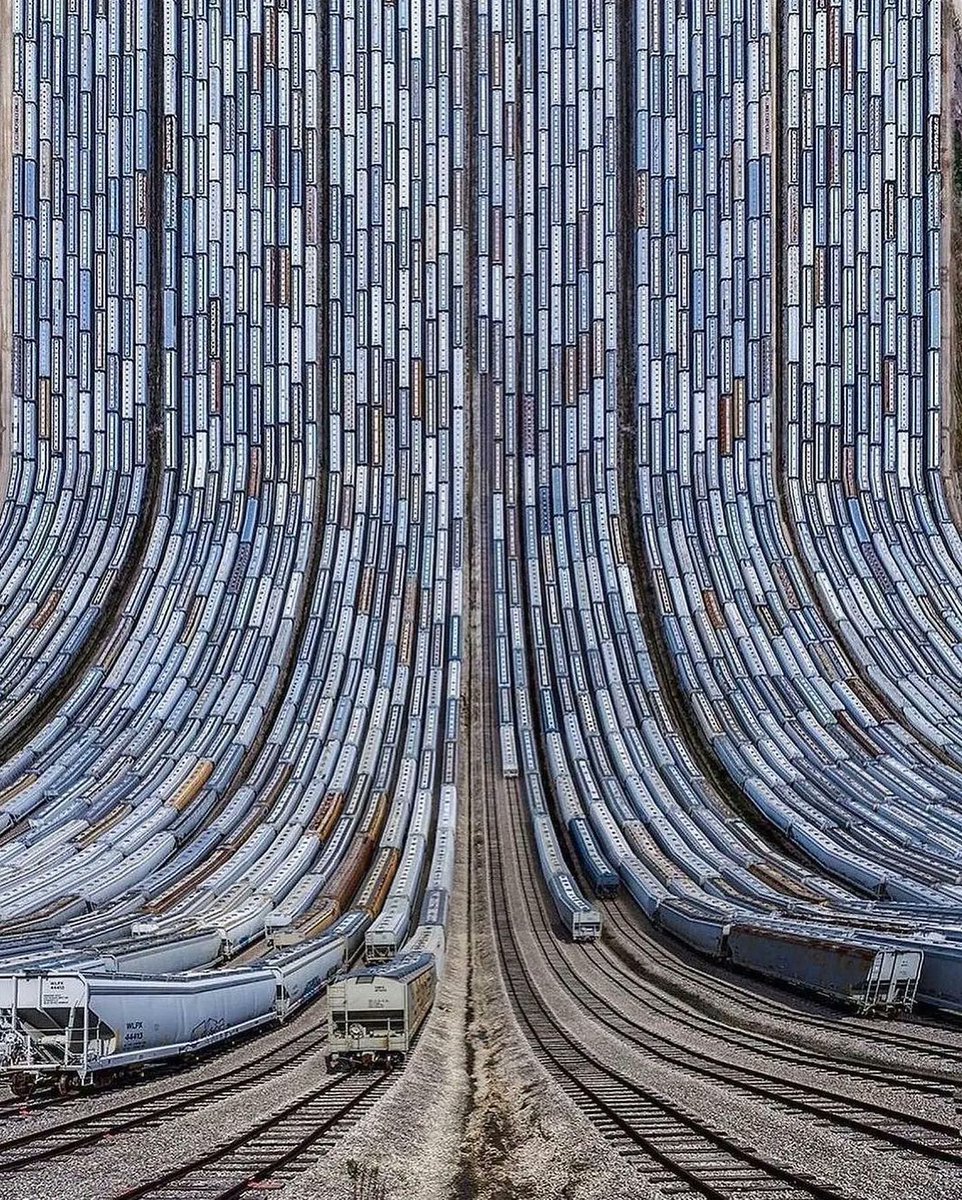 cortexcreatives's tweet image. ART: Flatland by Turkish digital artist and photographer, Aydin Büyüktas. A dizzying series of landscape images shot around the globe.