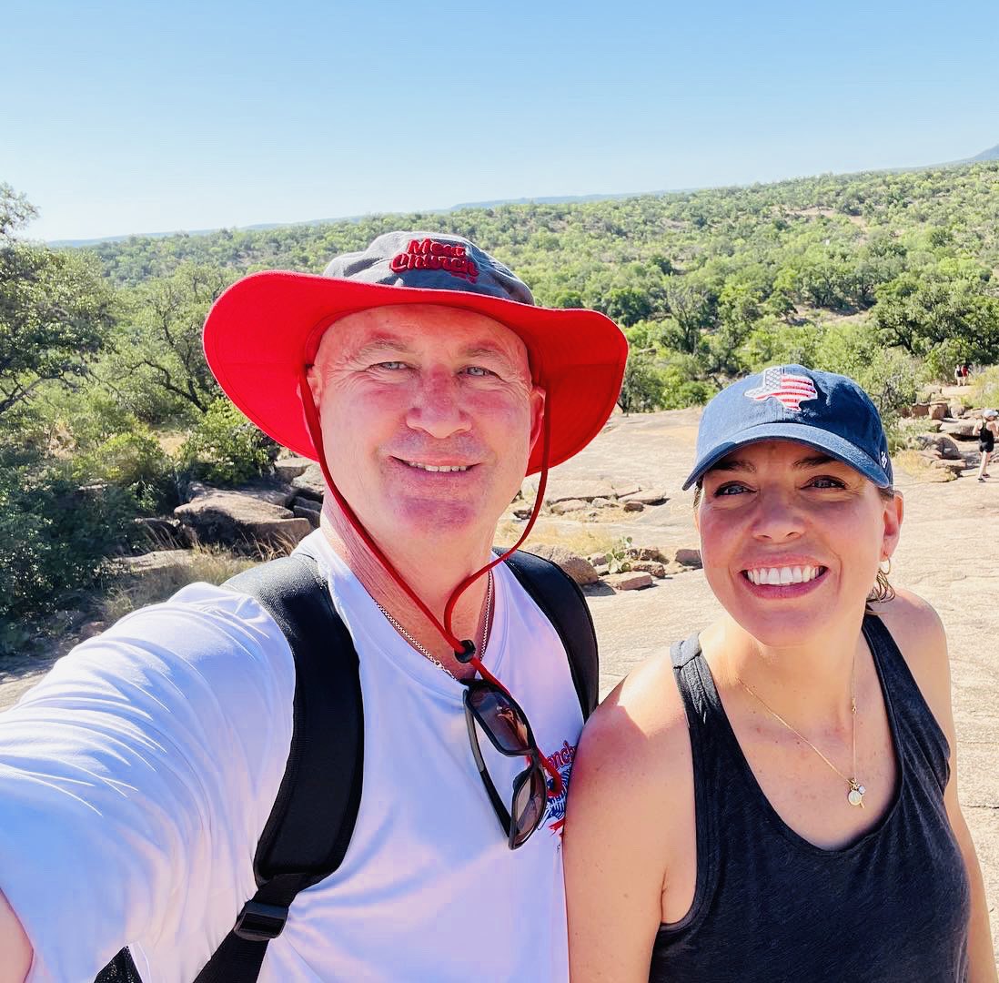 waynealarson's tweet photo. #enchantedrock #vacation https://t.co/fAs7TFt1jt
