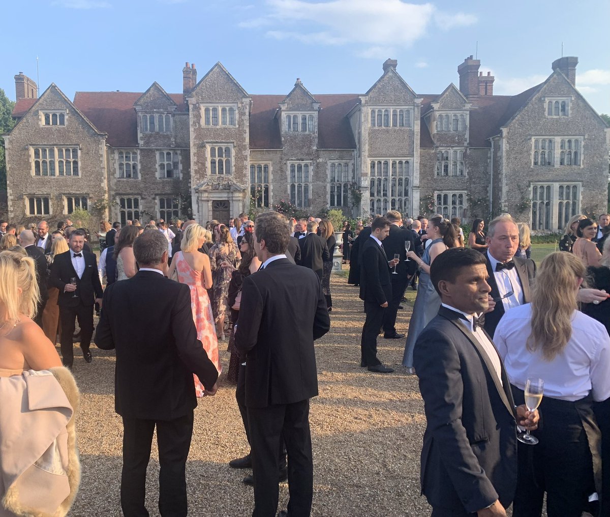 Angela Batchelor tweet media