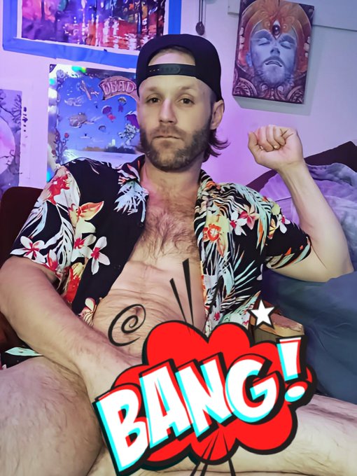 Bangbang330218's tweet photo. What could possibly be hiding behind the obnoxious 8in long word bubble? Only one way to find out!!

https://t.co/T5CkXtWBeA

#onlyfans #nsfw #malemodel #bigdickdaily #boytoys https://t.co/FYsfHRKdp9