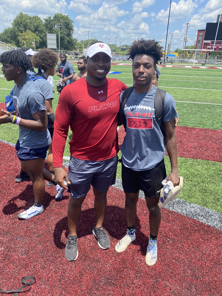 Brian Burks Jr tweet media