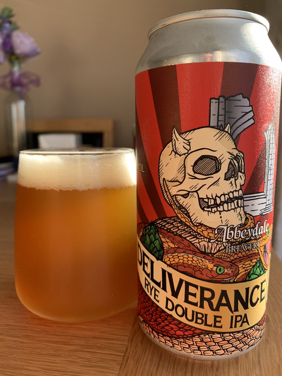 SimonJohnFish's tweet photo. Have a good weekend. Good health everyone. #StaySafe #Cheers #craftbeer #drinkingcraft https://t.co/OK7tn9SYVa