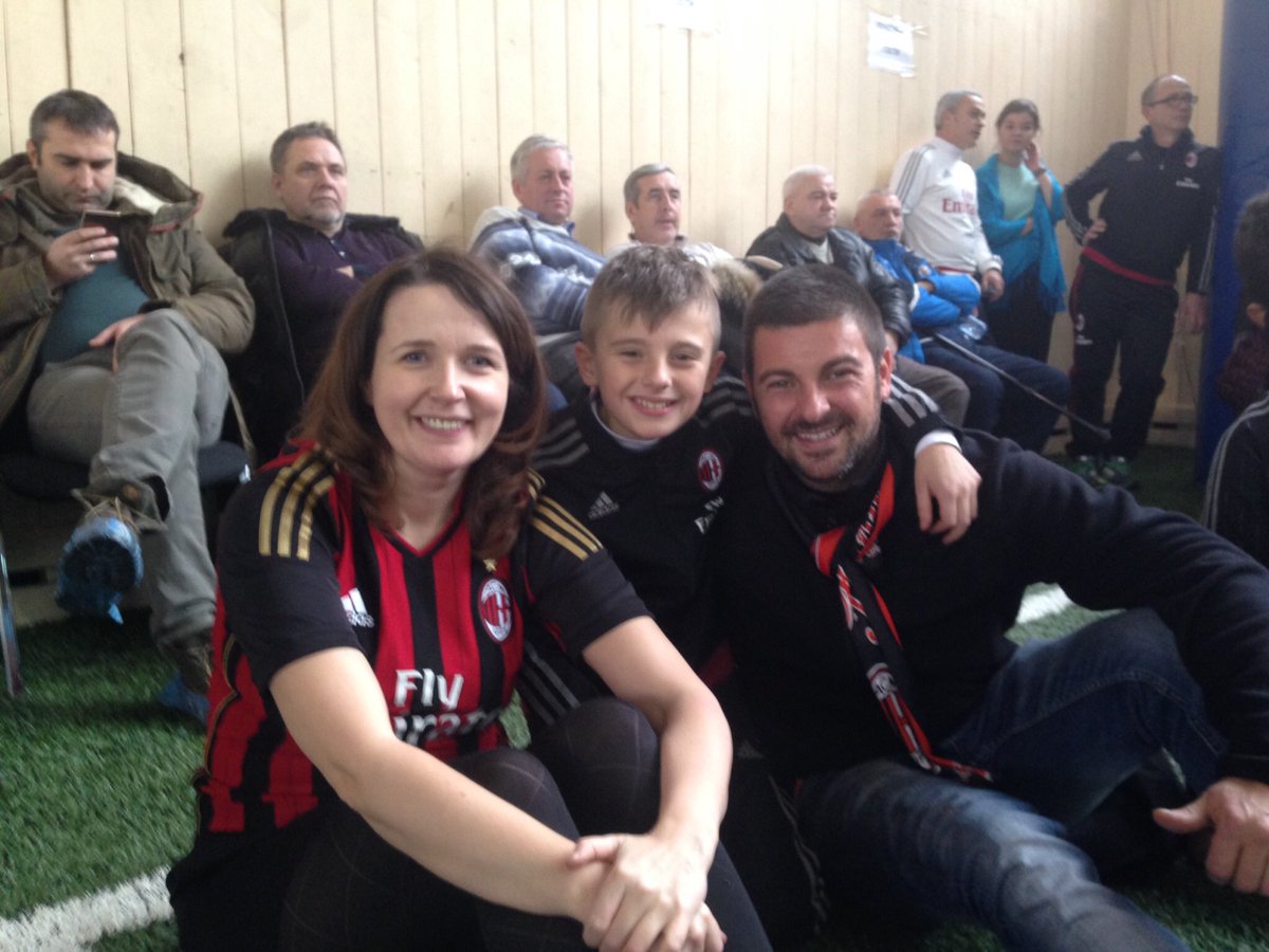 Allora_'s tweet photo. Forza Milan #U16! I miei cuccioli che diventati grandi😍 sempre nel mio cuore❤️ ci siamo conosciuti quando eravate ancora i pulcini. https://t.co/ghtvlH044G
