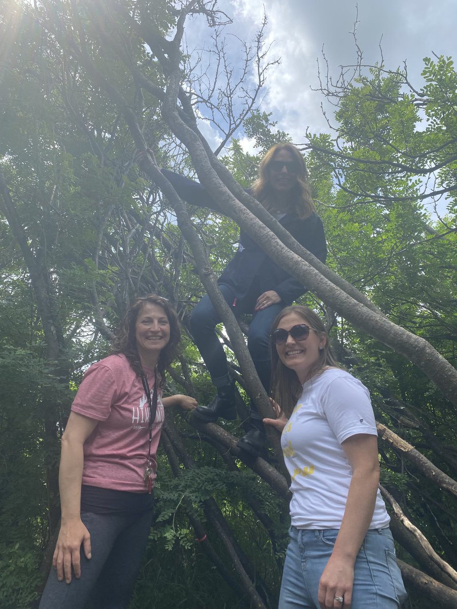 ⁦<a href="/ReilkoffT/">Tirzah Reilkoff</a>⁩ ⁦<a href="/Mason7Jen/">Jennifer Mason ECE</a>⁩ you lift me up!!! Thanks for the Forest School visit. #youinspireme