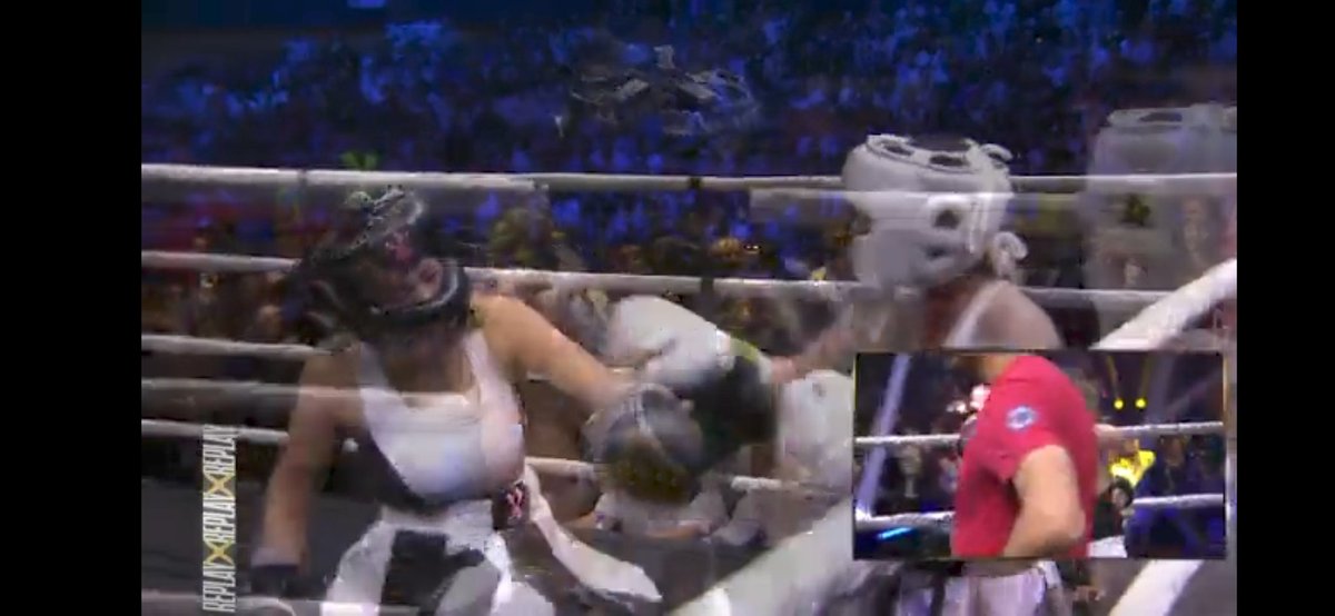 Darlinbaitiare1's tweet photo. Grande @arigameplays eres seca #TeamAri LATAM te ama 🇨🇱🇲🇽💜❤️🥊 #laveladadelano2 #ibai #latampresente #LaVelada2 https://t.co/xaaPceG9Ak