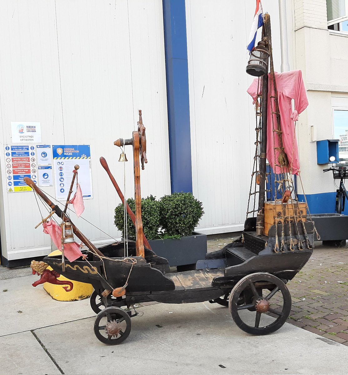 wilma_prins's tweet photo. #havenfestival #ijmuiden #trawlerkade https://t.co/bNiMkS4D0N
