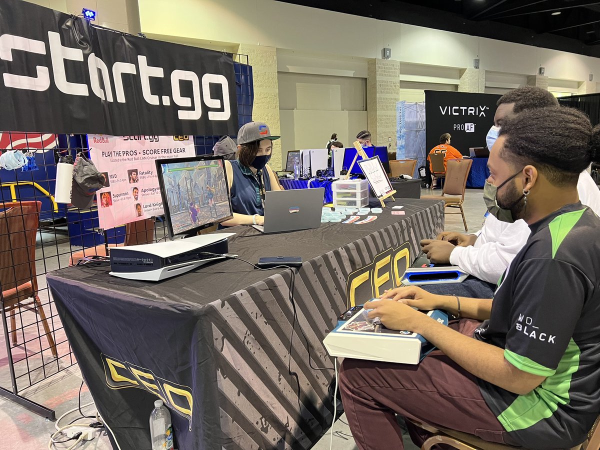 Attending #CEO2022? Want to play against a pro and score some free gear? Our friends at @StartGG are hosting our very own @Shine_NYC at the Red Bull cruiser from now until 4pm!