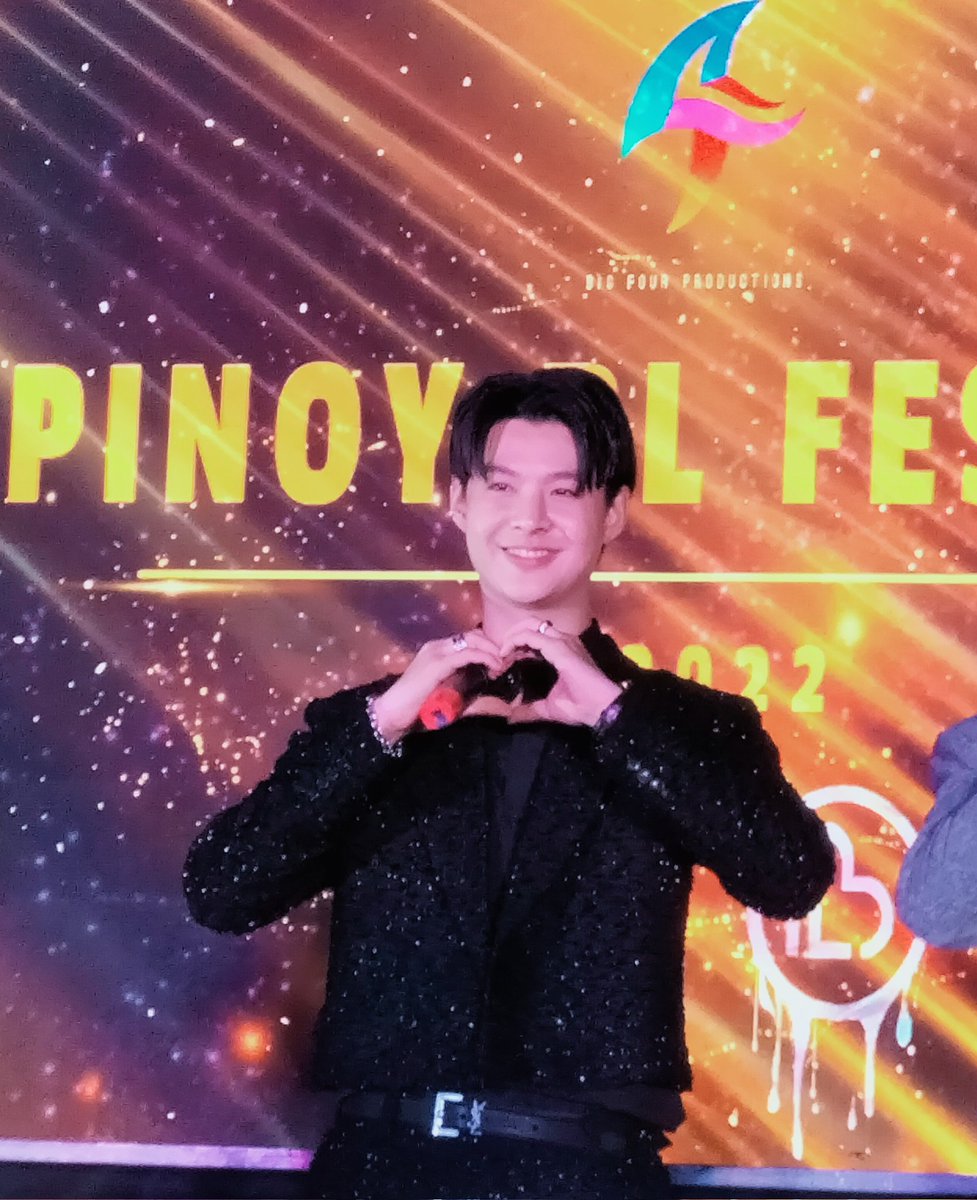 Saint_PHFC's tweet photo. Simple gift for the Saint ❤️
Welcome to the Philippines..❤️ ❤️ 
#Saint_sup #MingEr @Saint_sup #idolfactoryTH
From: team Mom 
@sup21son
@OnlySaintBunny
And team GF
@Ellechem1
@sapphire0186 https://t.co/5KPZ2Mx53X