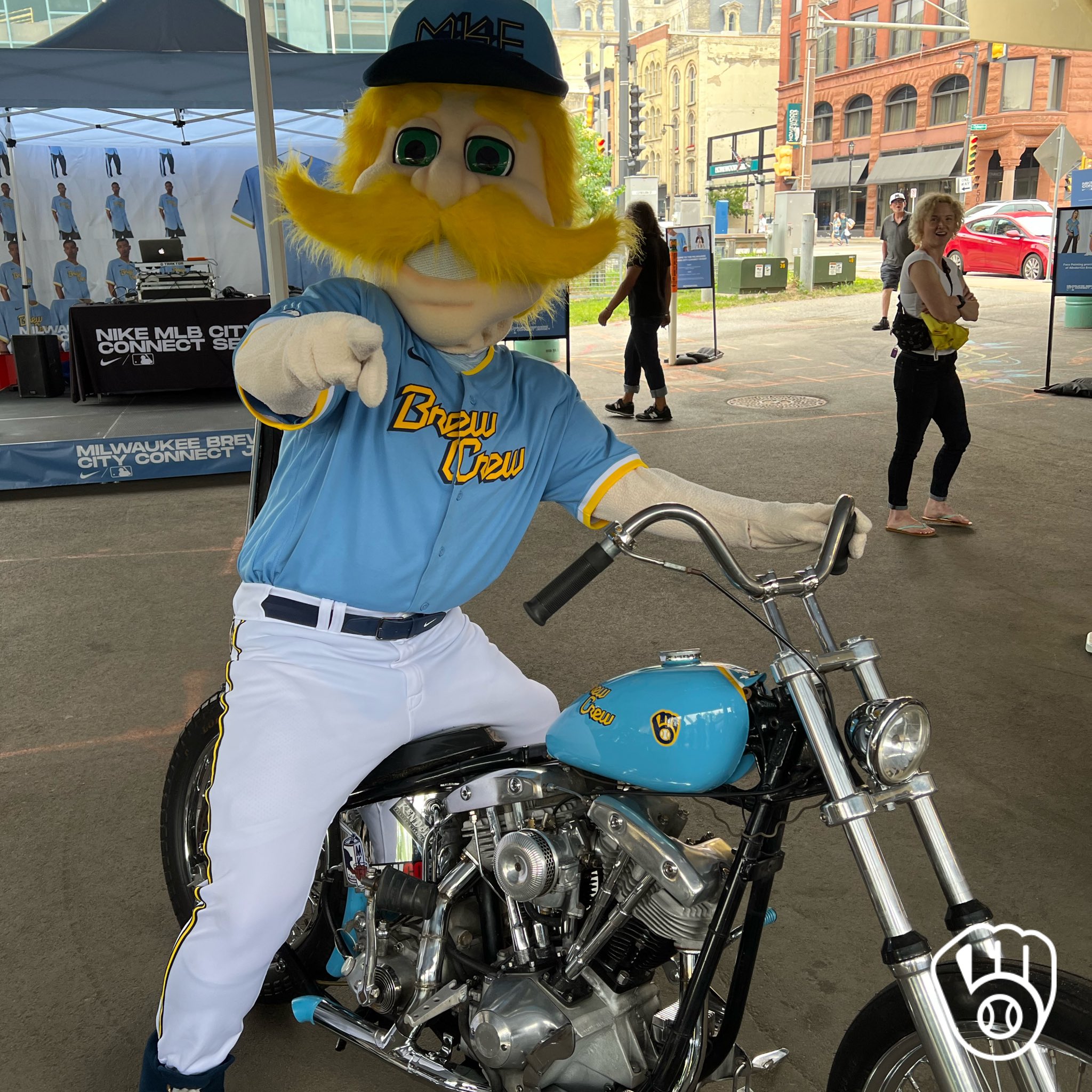 Milwaukee Brewers on X: A City Connect party happening RIGHT NOW in MKE!  Join us at the Riverwalk Commons for new gear, live music, local food,  games and more. Don't miss out