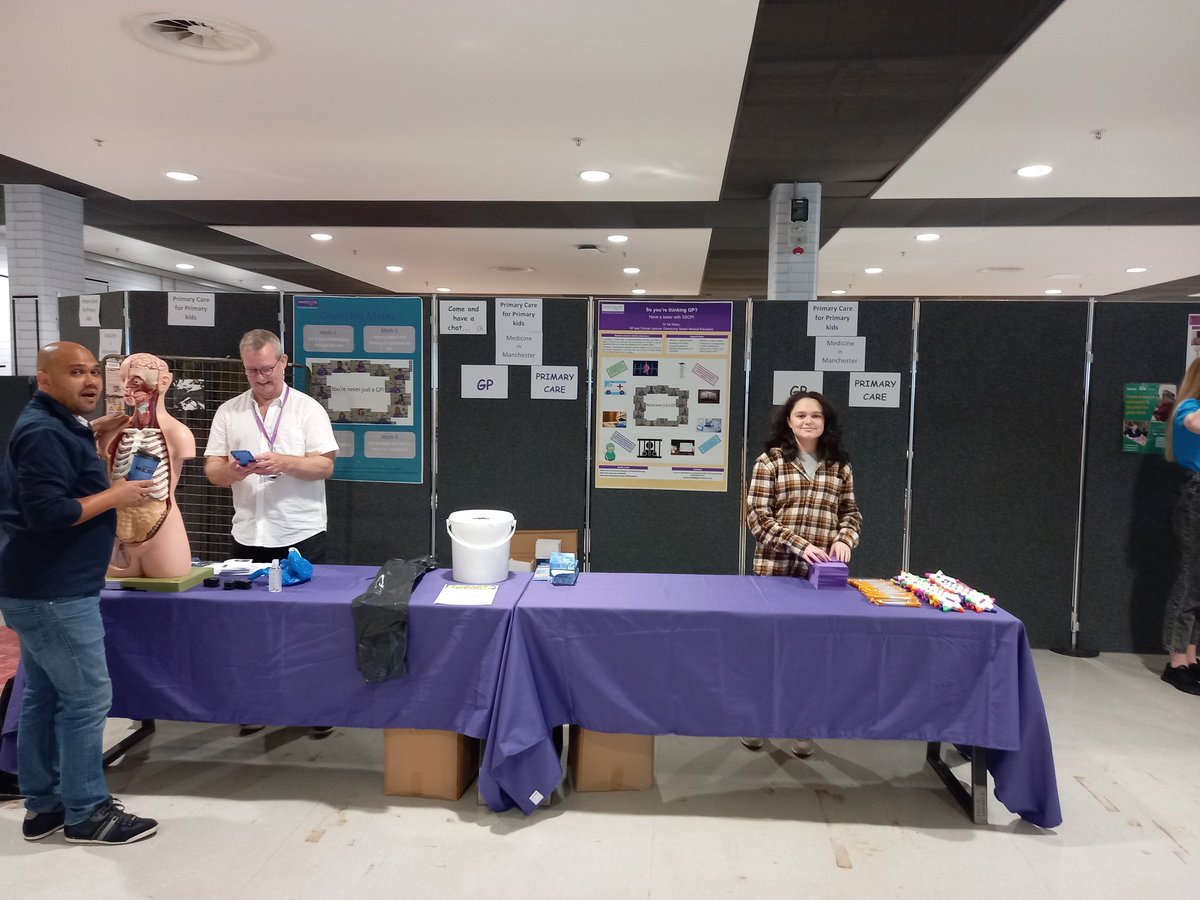 belindayr's tweet photo. Great day at the Community Festival @OfficialUoM @Medicine_UoM @enamhaque31 @Ericasul https://t.co/1SwdZDpx71