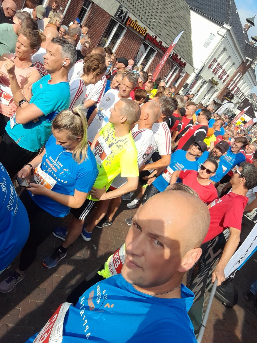 sanderonw's tweet photo. Zo...overleefd... #stadsloop #Appingedam https://t.co/ywuEk2vj3Z