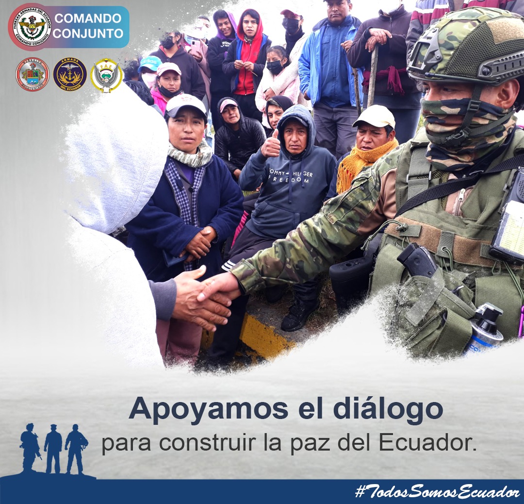 EjercitoECU's tweet photo. El diálogo nos ayudará  para construir la paz del Ecuador.

#TodosSomosEcuador https://t.co/ZtopX80DH2