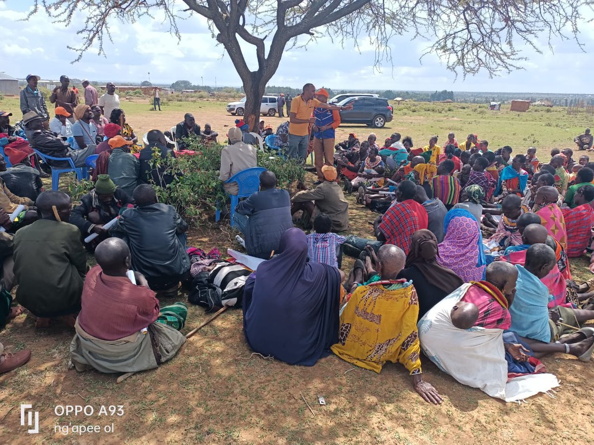 HonLempurkel's tweet photo. Engaged my lovely people of Kisiriri, Sosian Ward articulating my agenda and that of Azimio One Kenya government under the leadership of the #BabaThe5 @RailaOdinga @MarthaKarua @JunetMohamed @TheODMparty @AzimioTv #Inawezekana https://t.co/db2ZRjNhft