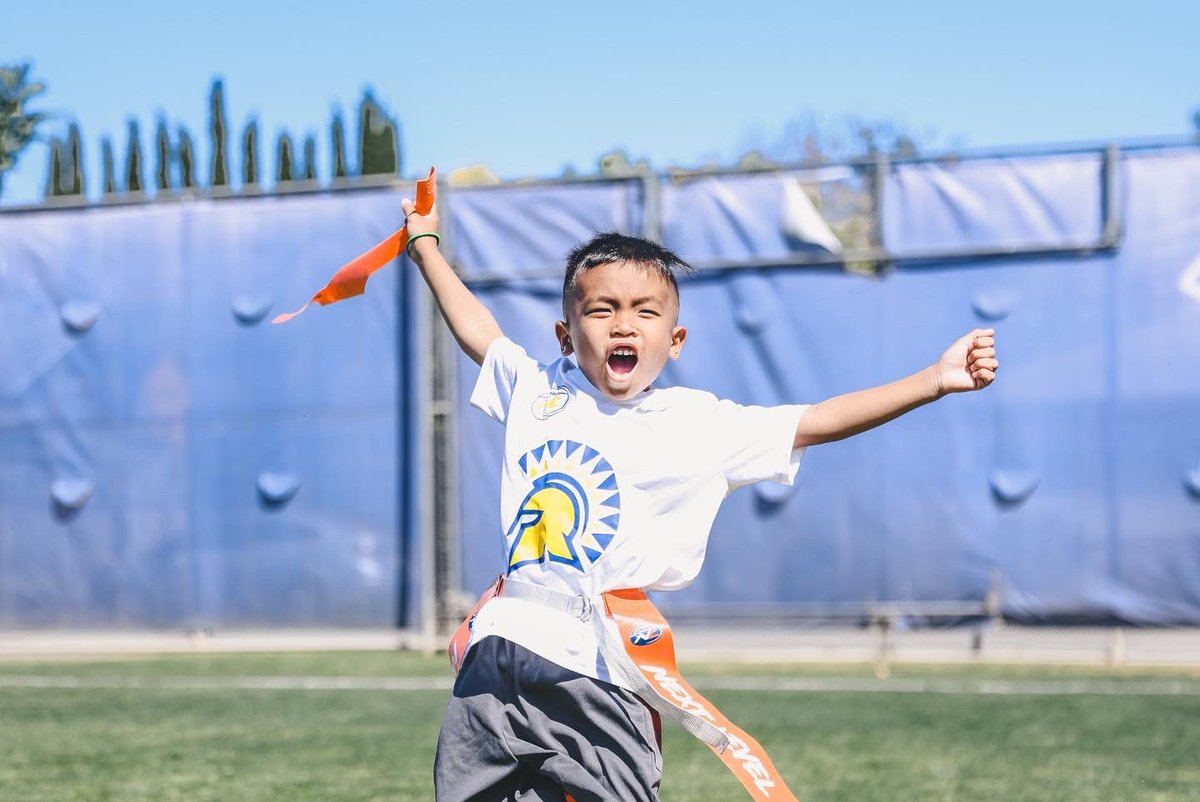 Flag Football Sundays 🏈🏈

<a href="/nextlevel_ball/">Next Level Sports</a> x @sanjosestatefb 

#SpartanUp