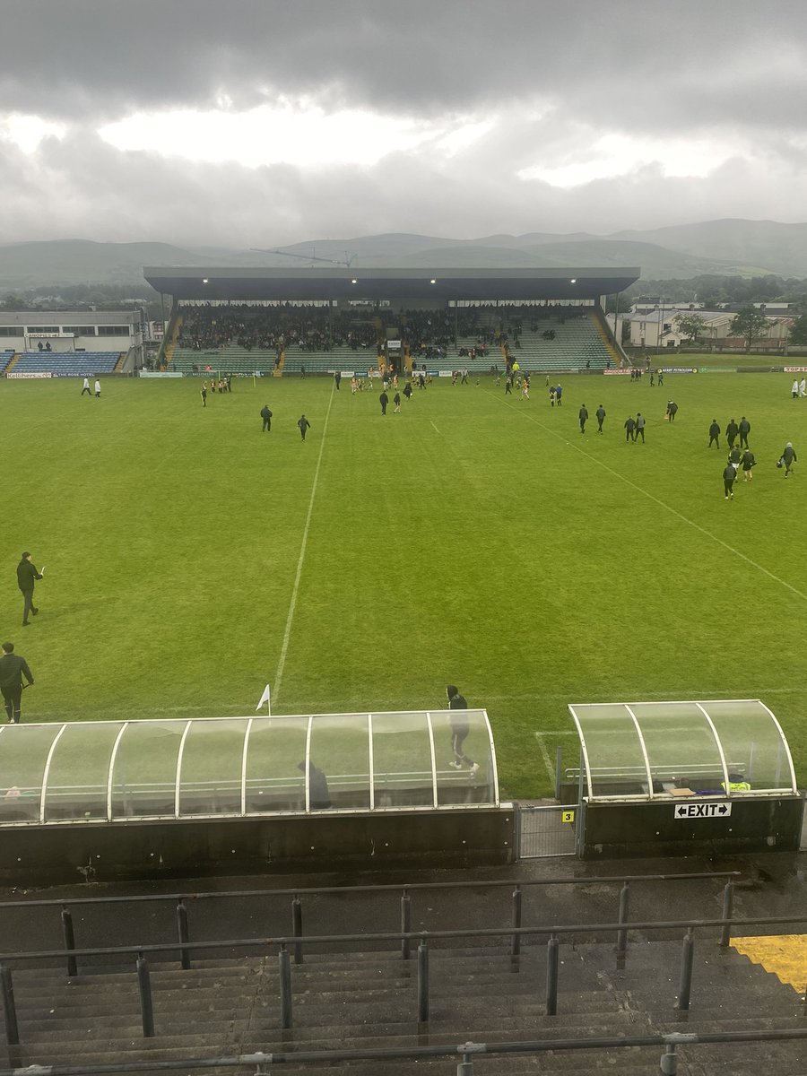 radiokerrysport's tweet photo. Half Time
Kilmoyley 0-5
Abbeydorney 0-6 https://t.co/tn58USRRPP