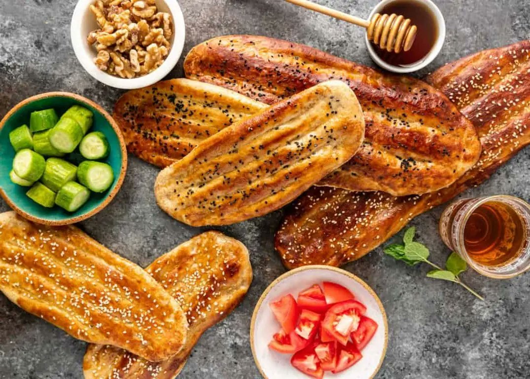CheetahAdvent's tweet photo. Iran has a wide variety of breads compared to other countries of the world. The most common and popular Iranian breads include: Naan-e Lavash, Barbari, Sangak, Taftoon, etc.
For more information please visit our website:👇
https://t.co/94CrOQWLwm
#Iran #irantravel #traveliran https://t.co/8459bfDYdh