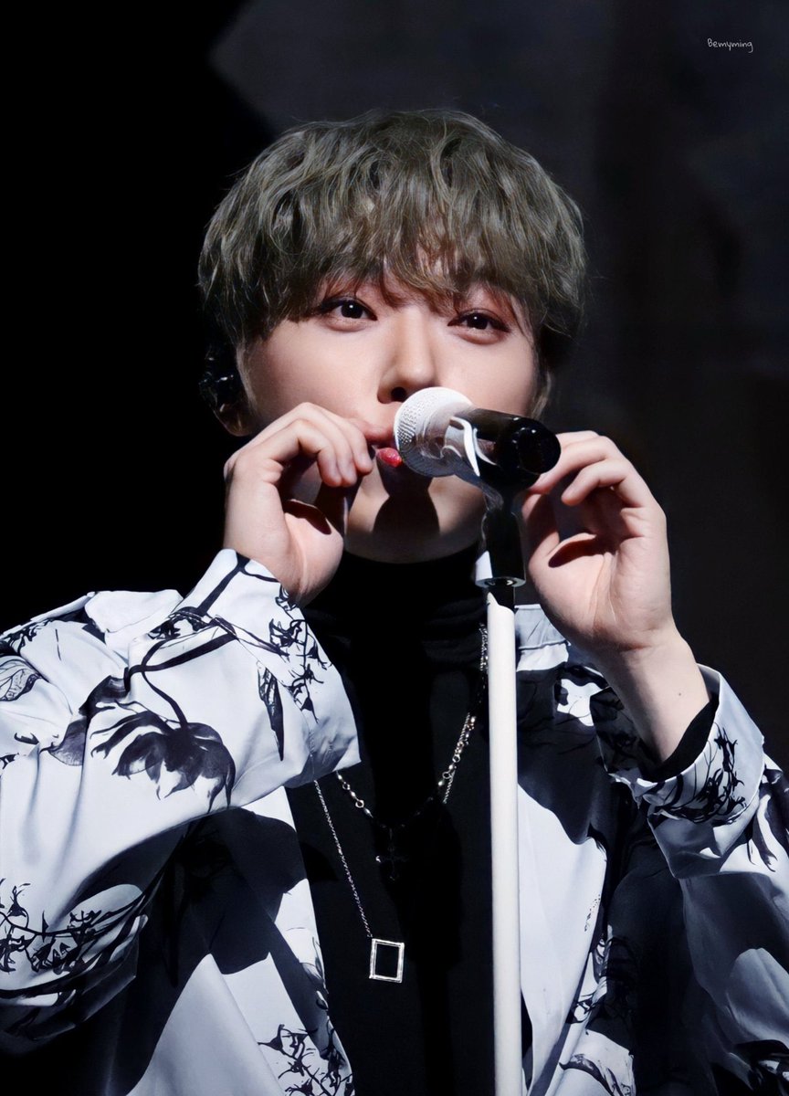 hhey0308's tweet photo. 모든걸 삼켜버릴                     형오맘마 https://t.co/W9keh0p1BH