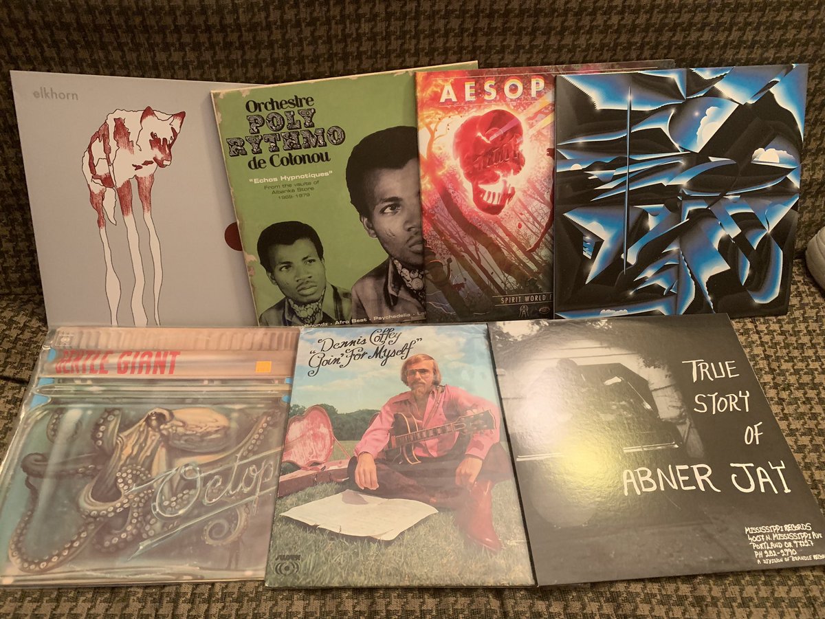 kevcor73's tweet photo. Vinyl adventures this Saturday.
@ElkhornMusic #polyrythmo @AesopRockWins @TheeOhSees #gentlegiant #denniscoffey #abnerjay https://t.co/KTRL1qO2YT