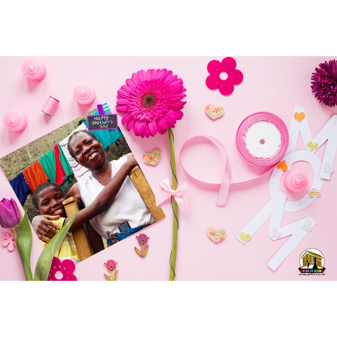 Tunde_OD's tweet photo. It's been Three years since we lost their mum but I know she's up there in heaven grinning from ear to ear and watching over them.

Your boys are doing well Mama Jamiu, I kept my promise to you and will never stop till my lungs give out.

Continue to rest in heavenly peace♥️🕊 https://t.co/l8GnnB0t1i