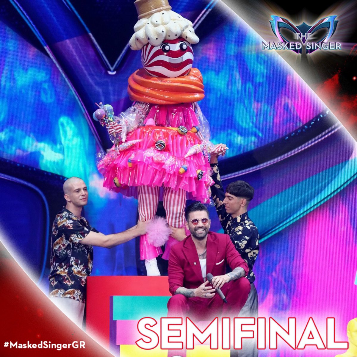 Summer Mood On 🔥 Παγωτό &amp; @thodorismarantinis_official 🧡 #MaskedSingerGr