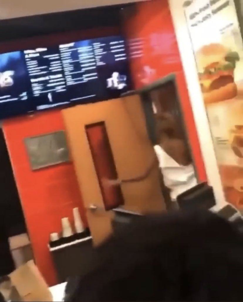 miltonmcmilton's tweet photo. @2020Connorr Bro walked into McDonalds and left looking like Little Caesar. https://t.co/8kO7JPbR4V