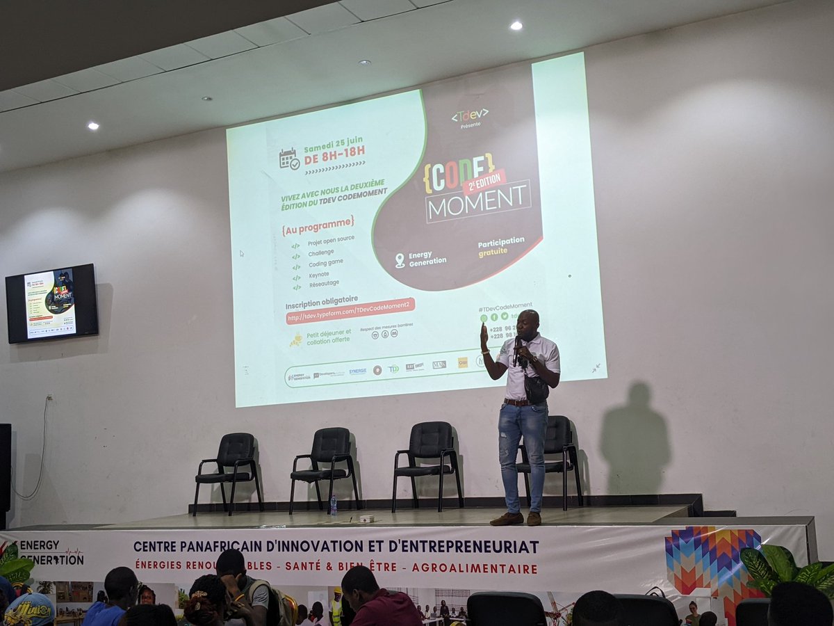 JeanKonou's tweet photo. C'était une belle journée avec @martinoyovo @AGBOBoris4 @abla_agunyo @petitdekpe @juniormedehou_
#Tdev228
#TdevCodeMoment
#TdevCodeLab
#TdevTips
#30daysOfCode
#TdevWomen https://t.co/TBl2qTXAeV