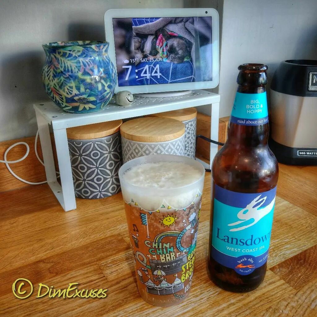 DimExcuses's tweet photo. #Festival #Vibes with my #PlasticGlass from Abergavenny Food Festival. #Glastonbury in my #LivingRoom https://t.co/NynAnqGnDL https://t.co/OgYUACBVQC