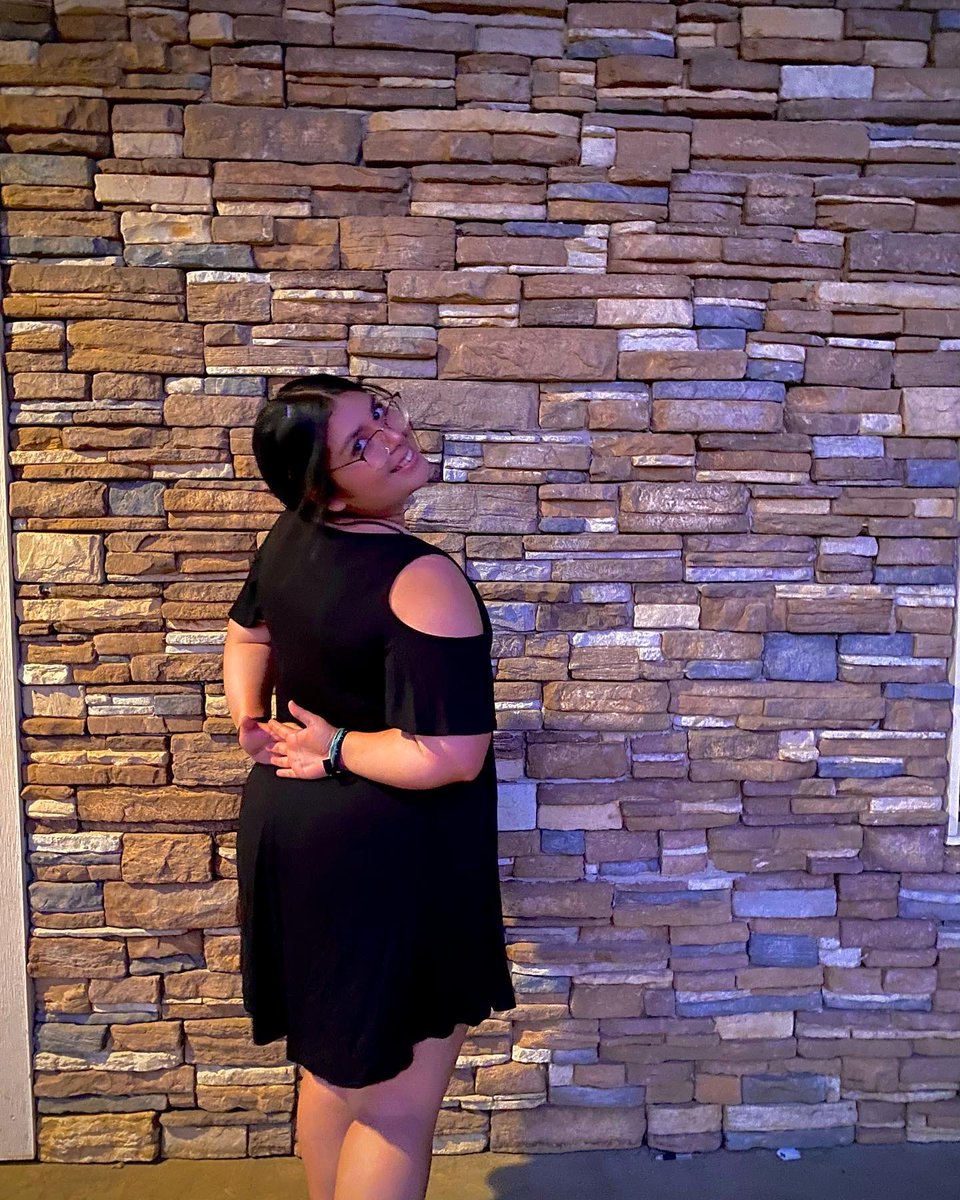 Nathali71517662's tweet photo. Your favorite rec staffer and late night game host!!! #etbe https://t.co/kdn1W6zYvD