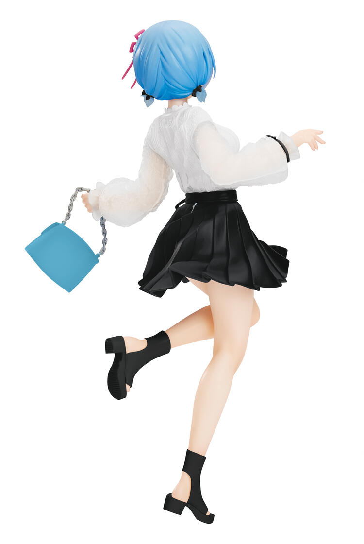 ElMundoShiro's tweet photo. La empresa #TaitoPrize anunció el lanzamiento de una #Figura de la línea #PreciousFigure basada en el personaje #Rem de la franquicia "Re:Zero", la cual será añadida como premio en distintas maquinas recreativas a partir del mes de Diciembre en Japón. #リゼロ #rezero. https://t.co/demU44T0GA