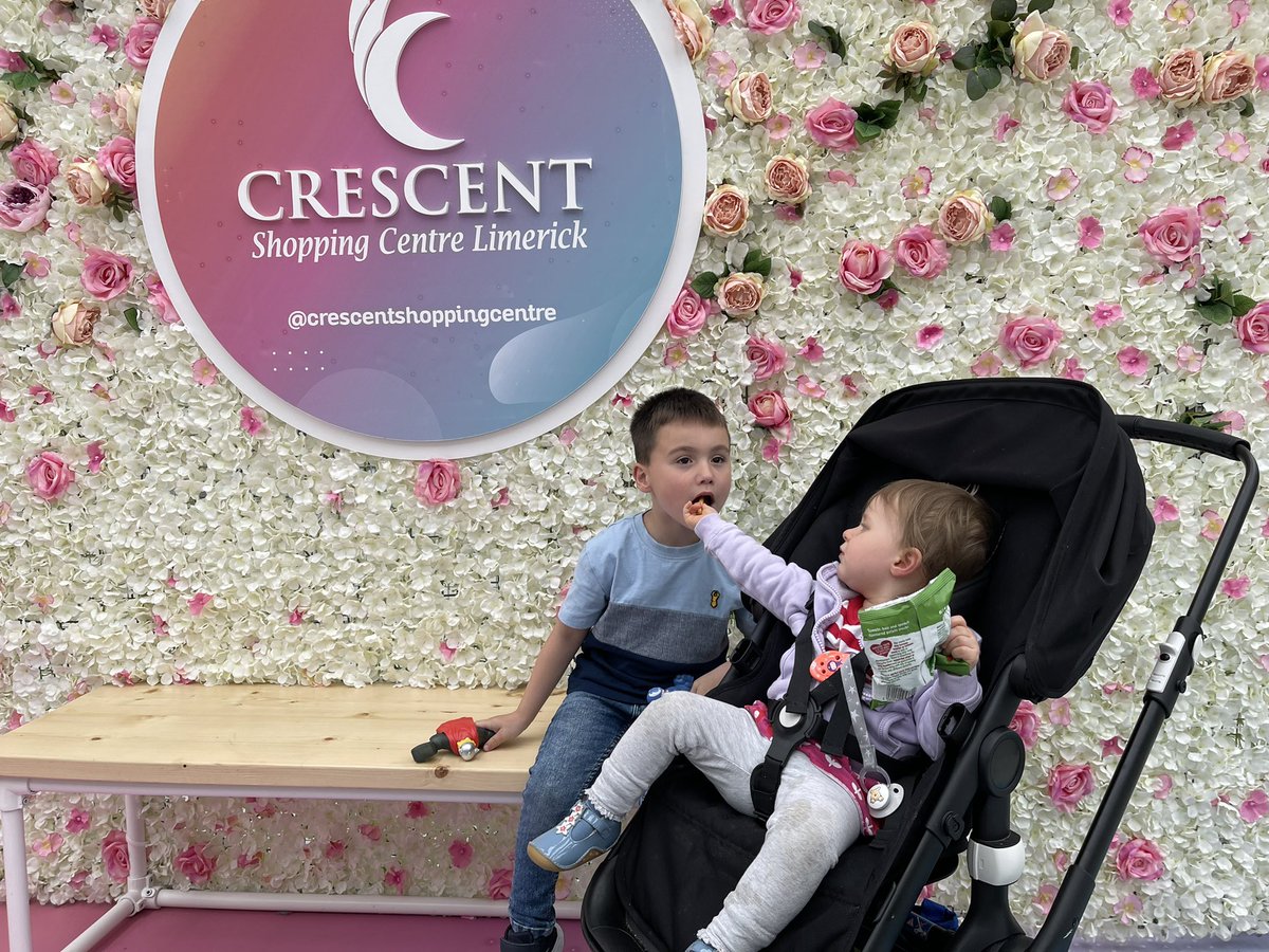 stevecurtin83's tweet photo. @Crescent_SC Our daughters first trip to the shopping centre with her cousin Kayden! Had a great time https://t.co/iwmlx1Xzhk