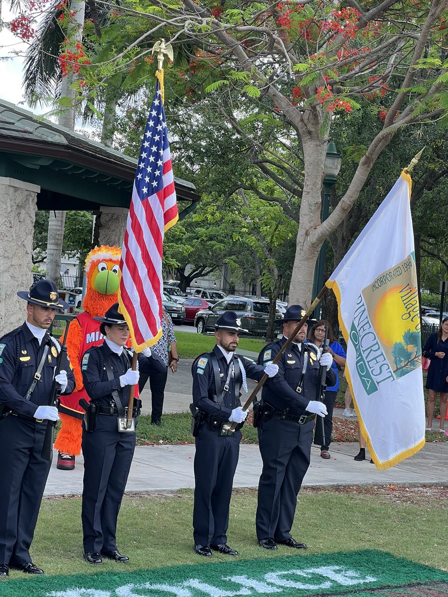 Gustavo Camara (@guscamara) on Twitter photo Team TCT representing <a href="/ATT/">AT&T</a> at the Pinecrest Police 25th Anniversary. Great things are coming!!
<a href="/eniggemann/">Enrique Niggemann</a> @Andre_Riv3r0 <a href="/jrluna11/">JR Luna</a> <a href="/OneflaC/">OneFLA Conexion</a> <a href="/One_FLA/">OneFLA</a> Team TCT representing <a href="/ATT/">AT&T</a> at the Pinecrest Police 25th Anniversary. Great things are coming!!
<a href="/eniggemann/">Enrique Niggemann</a> @Andre_Riv3r0 <a href="/jrluna11/">JR Luna</a> <a href="/OneflaC/">OneFLA Conexion</a> <a href="/One_FLA/">OneFLA</a>