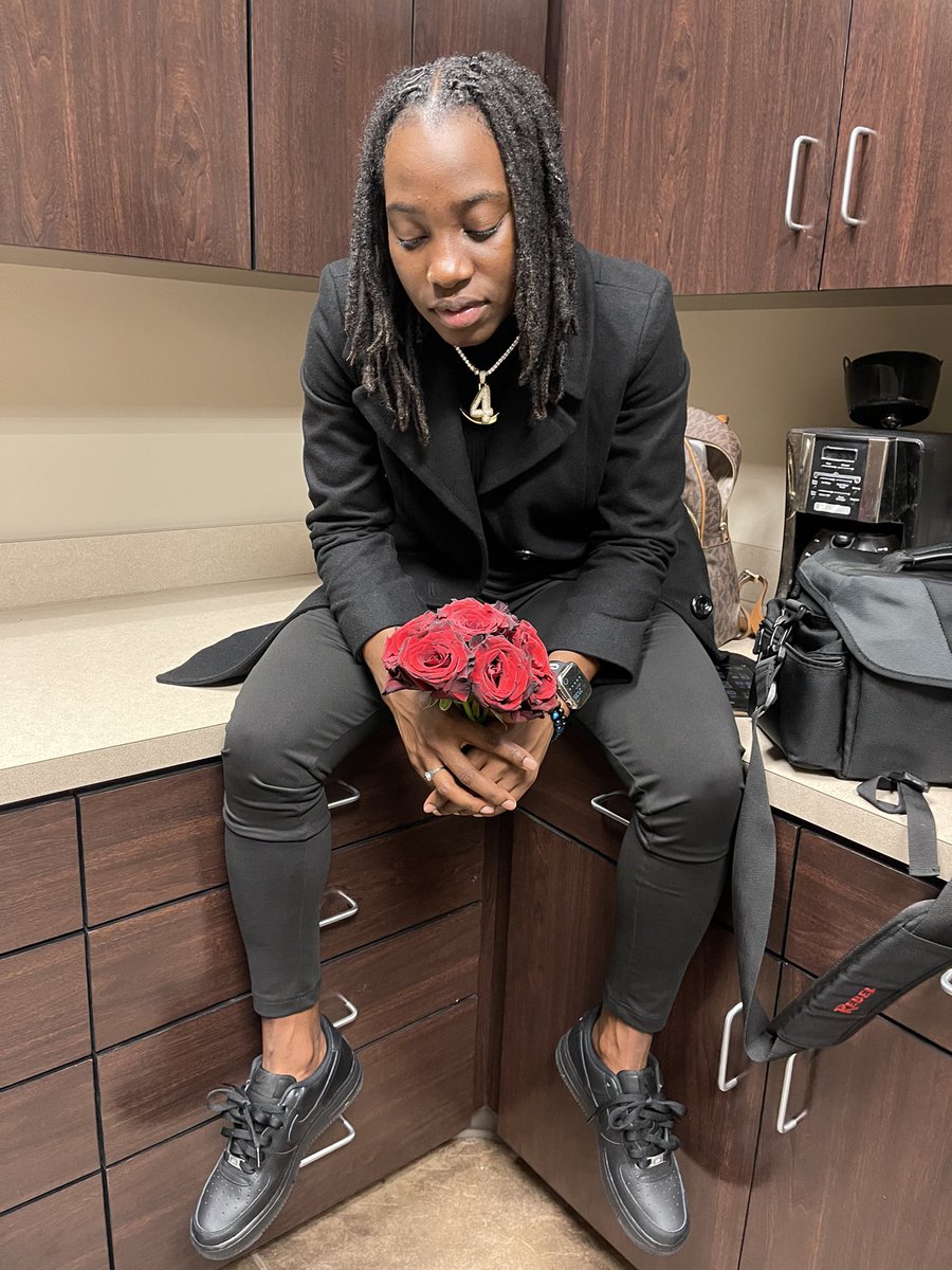 fourevrJakayvea's tweet photo. What does these black forces mean to ya? 🖤🤧 https://t.co/XhtHH50rcg