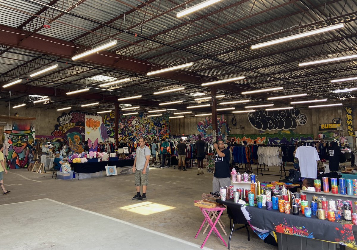 Had a great time <a href="/Toontown/">Toontown Rewritten</a> market today, giving away #helmets &amp; test rides. A space where art may be the focal point, but collaboration &amp;  bringing community together is the goal!🛴🍕 #scootsafe #DTjax
