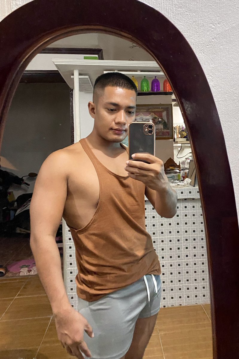 Eric2893971298's tweet photo. 💦💦💦 https://t.co/A81JKVskAp