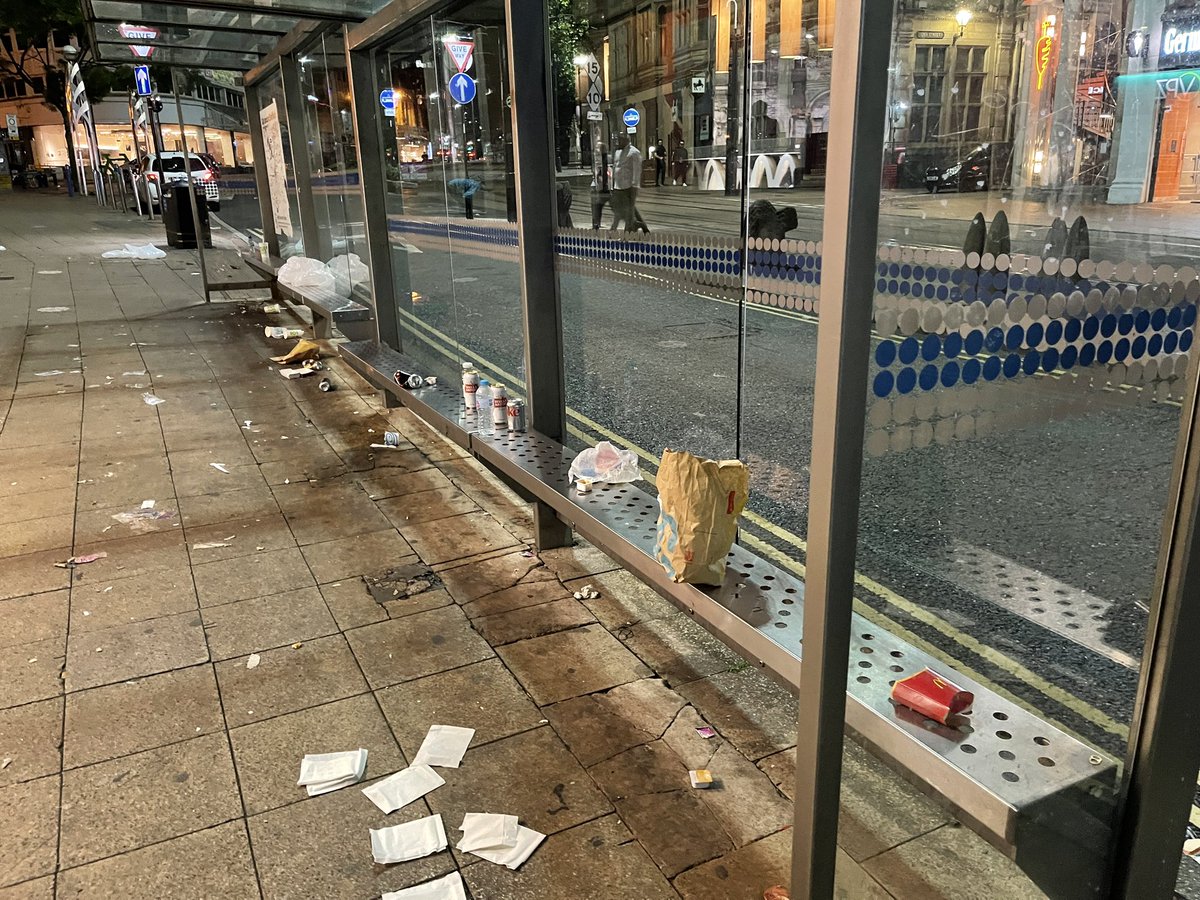 antbaxter's tweet image. Maybe time for a community cleanup?!#SheffDocFest2022 #Sheffield